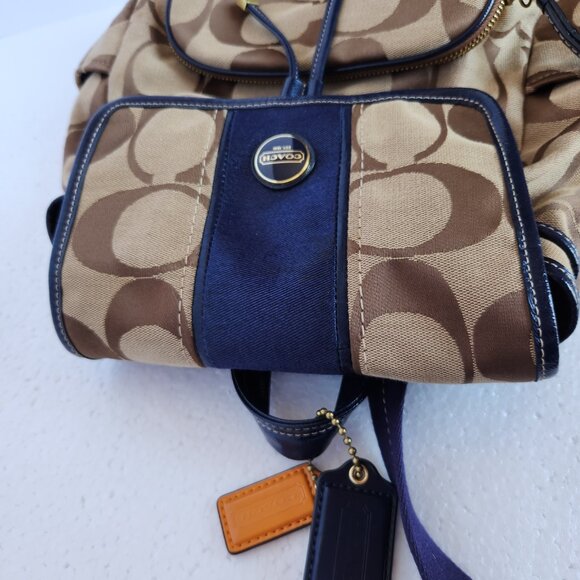 COACH Signature Stripe backpack navy/khaki like new F21928 with bonus wallet - Picture 3 of 16